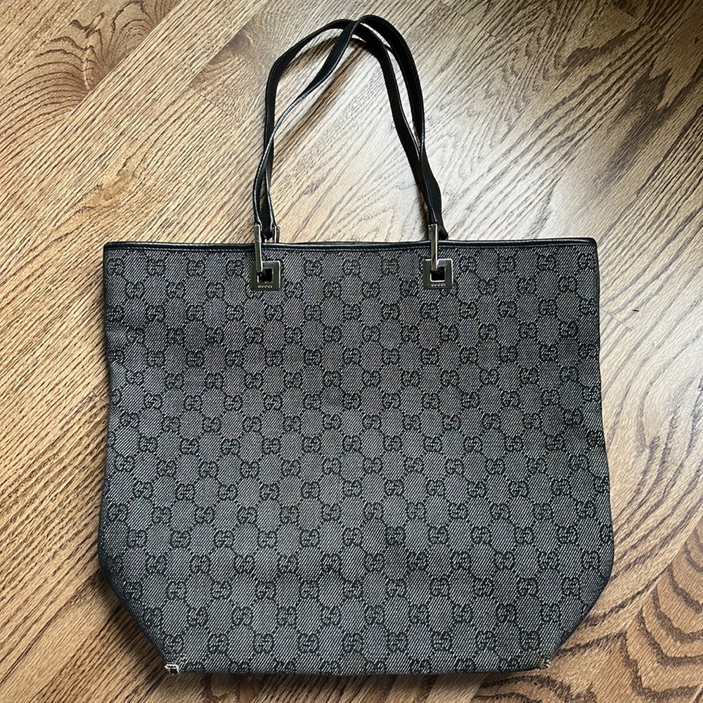 Gucci GG Logo Tote